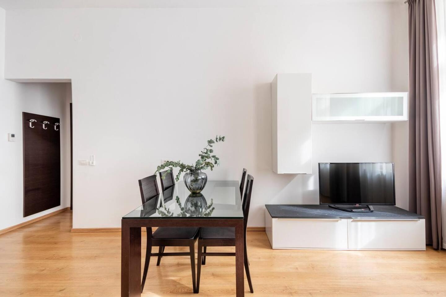 Apartmán Place Of Grace - 50 Meters From Dancing House Prague